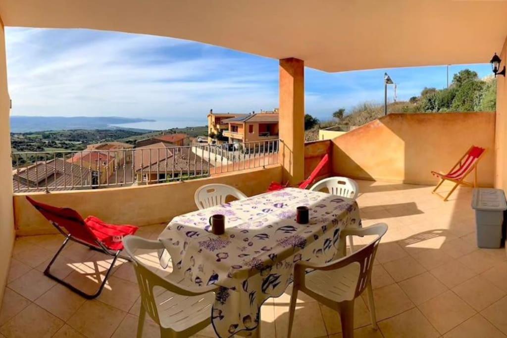 Casa Smeralda - Piscina E Vista Sul Mare! Trinita d'Agultu e Vignola ภายนอก รูปภาพ